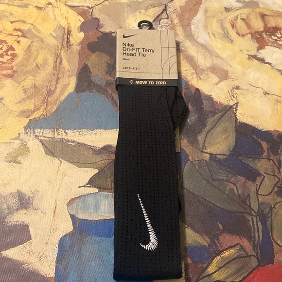 Nike Men’s Headband